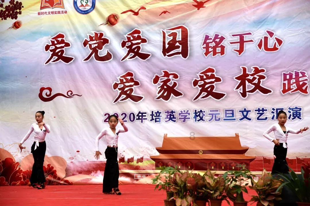 可爱小小警察
